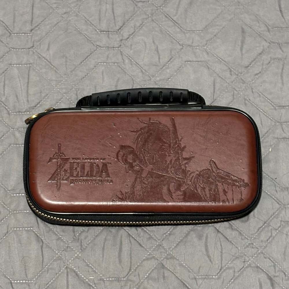 Nintendo Switch Legend of Zelda Breath of the Wild Brown Leather Carrying Case